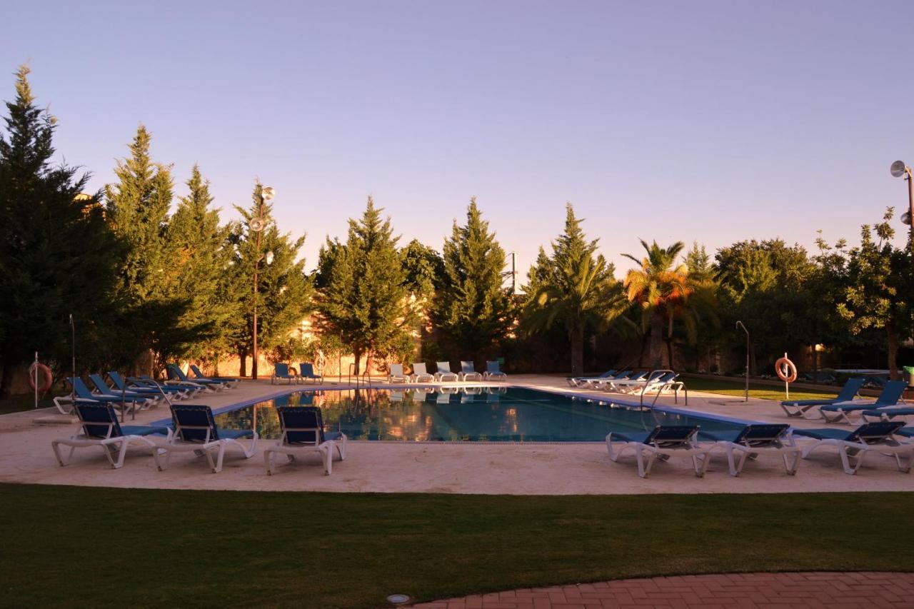Hotel El Carmen Пуэнте-Хениль Экстерьер фото